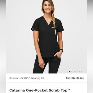 Figs Catarina black one pocket scrub top size S NWT